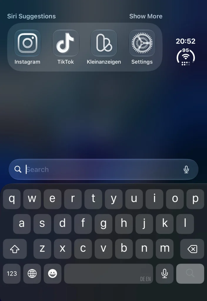 Search with the normal keyboard on the closed iPhone Duo